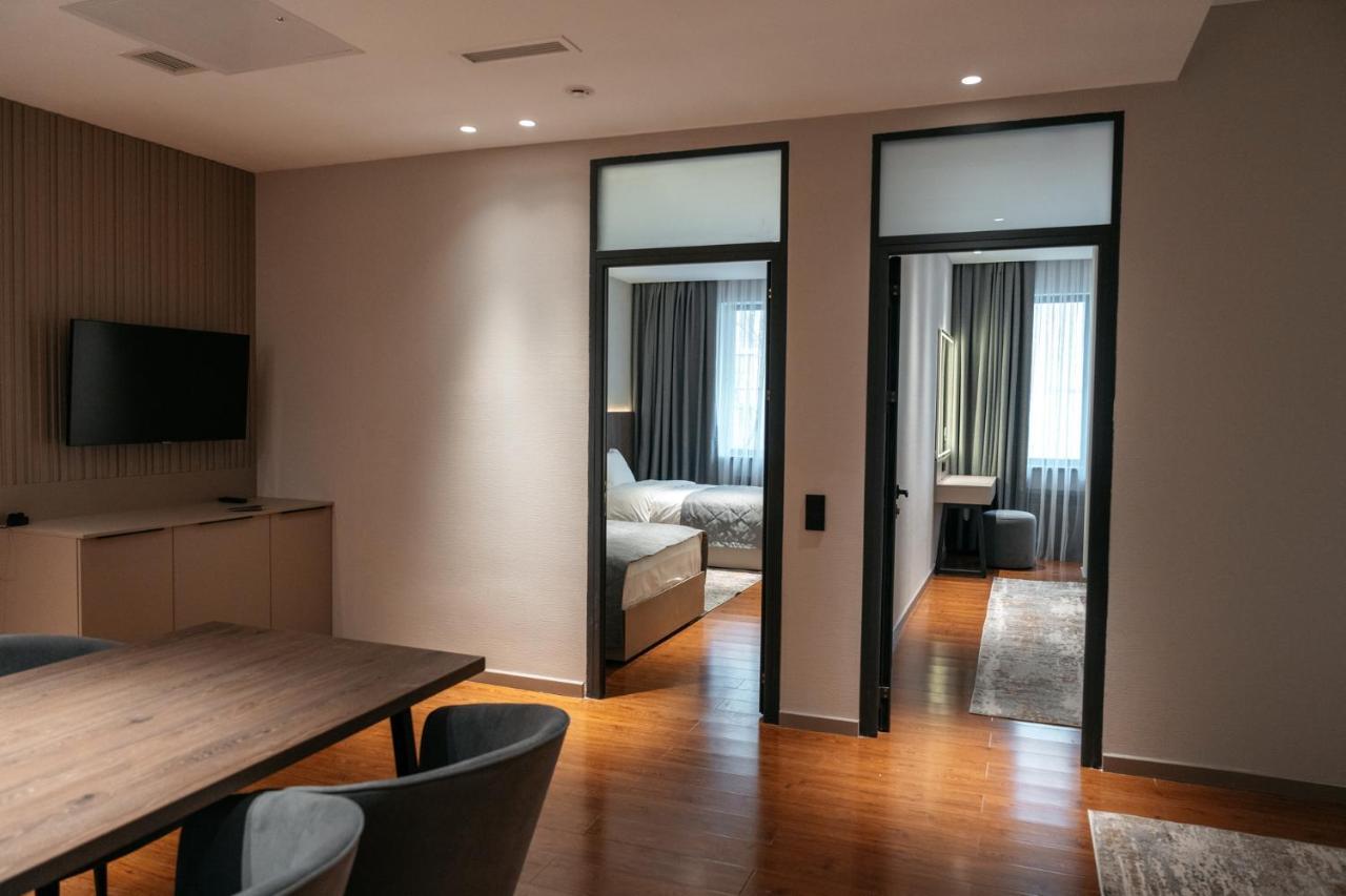Raavah Aparthotel Almaty Extérieur photo